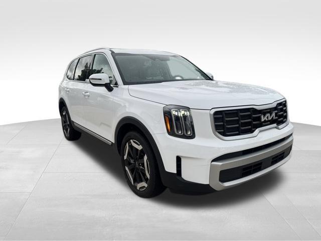 used 2023 Kia Telluride car, priced at $32,995
