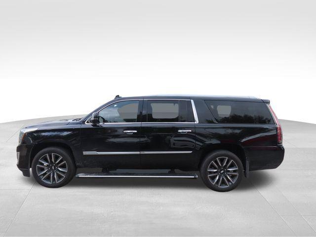 used 2020 Cadillac Escalade ESV car, priced at $43,974