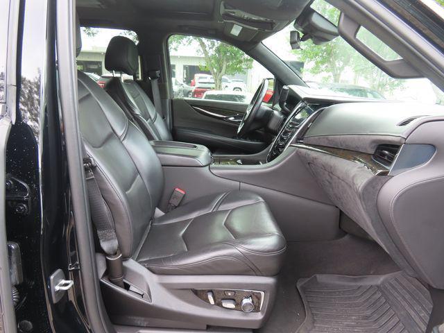 used 2020 Cadillac Escalade ESV car, priced at $43,974