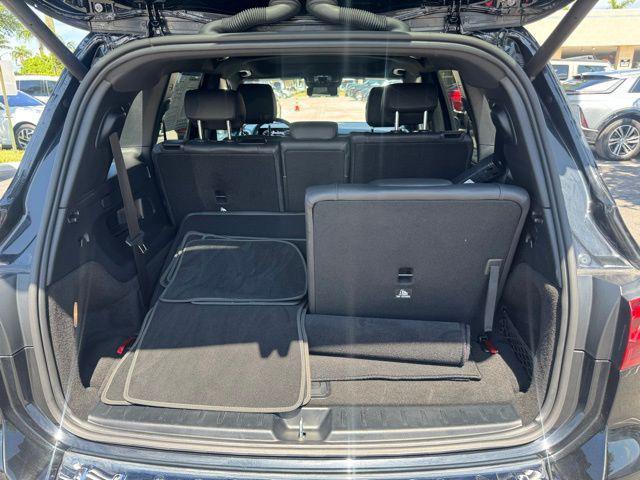 used 2024 Mercedes-Benz GLB 250 car, priced at $33,499
