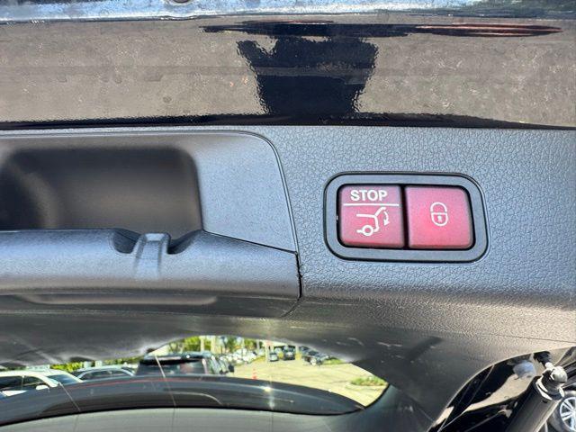 used 2024 Mercedes-Benz GLB 250 car, priced at $33,499