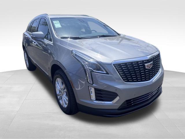 new 2025 Cadillac XT5 car, priced at $45,690