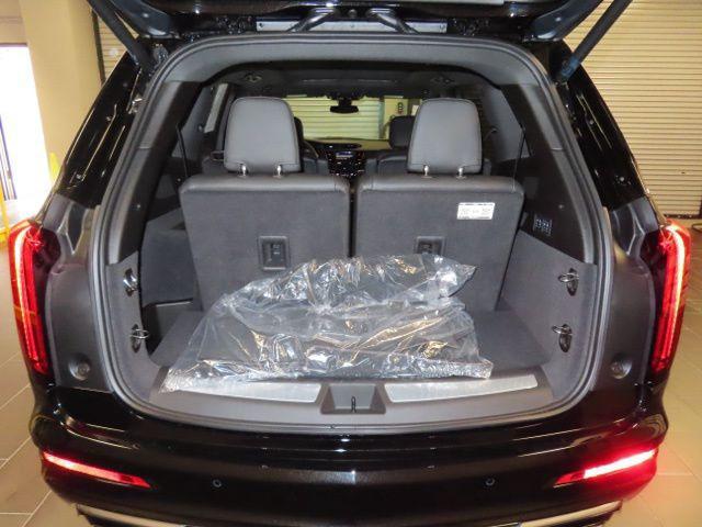 new 2025 Cadillac XT6 car, priced at $56,864