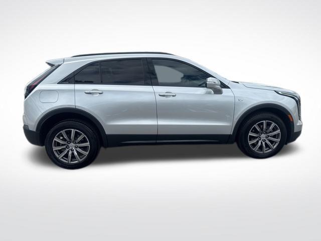 used 2022 Cadillac XT4 car, priced at $27,499