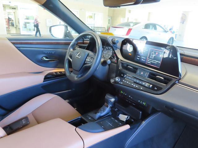 used 2022 Lexus ES 350 car, priced at $35,797