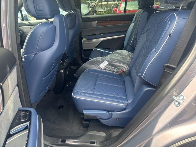 new 2026 Cadillac VISTIQ car, priced at $95,114