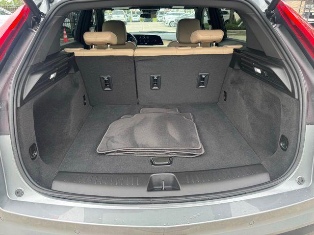used 2024 Cadillac XT4 car, priced at $29,992