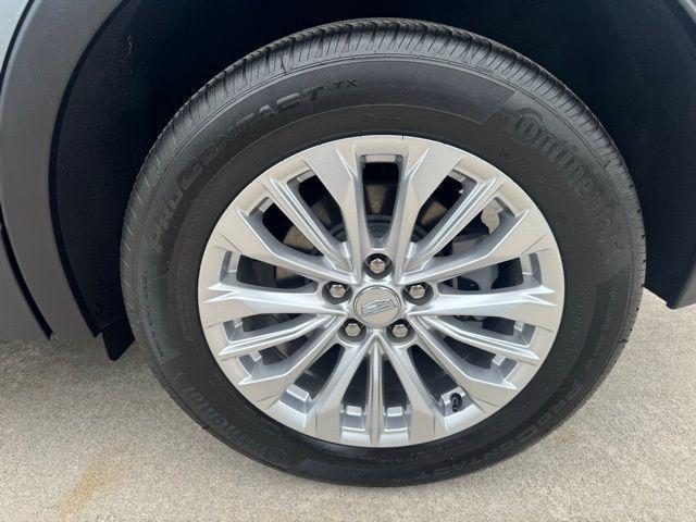 used 2024 Cadillac XT4 car, priced at $29,992