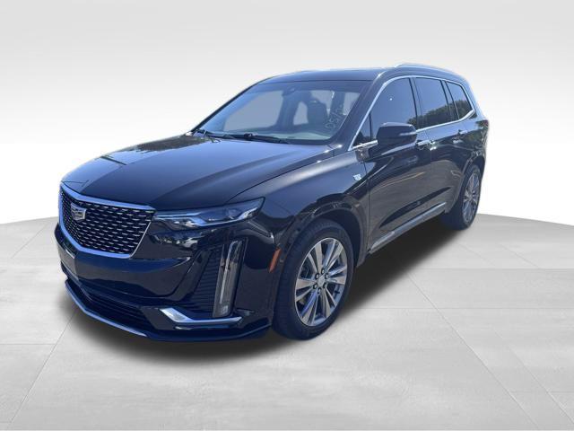 used 2023 Cadillac XT6 car, priced at $35,888