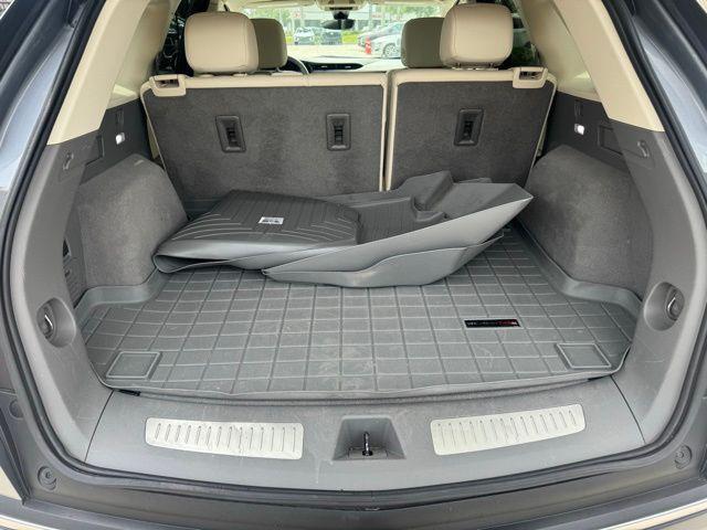 used 2021 Cadillac XT5 car, priced at $21,732