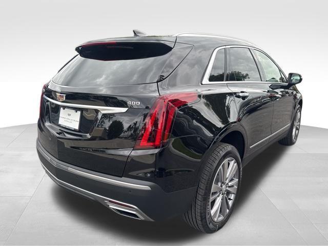 new 2025 Cadillac XT5 car, priced at $55,214