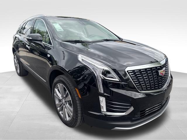 new 2025 Cadillac XT5 car, priced at $55,214