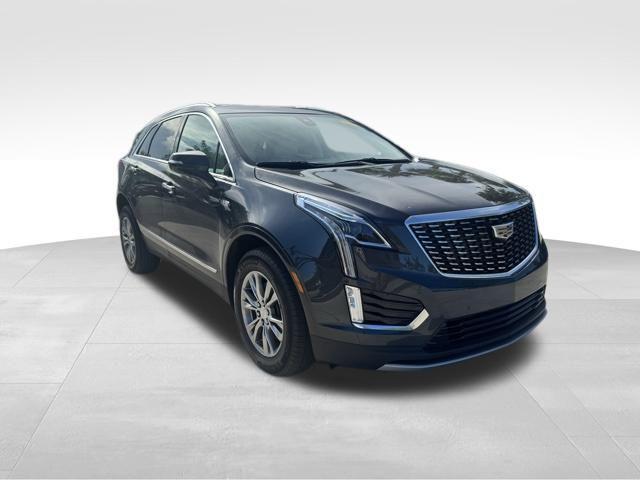used 2022 Cadillac XT5 car, priced at $35,995