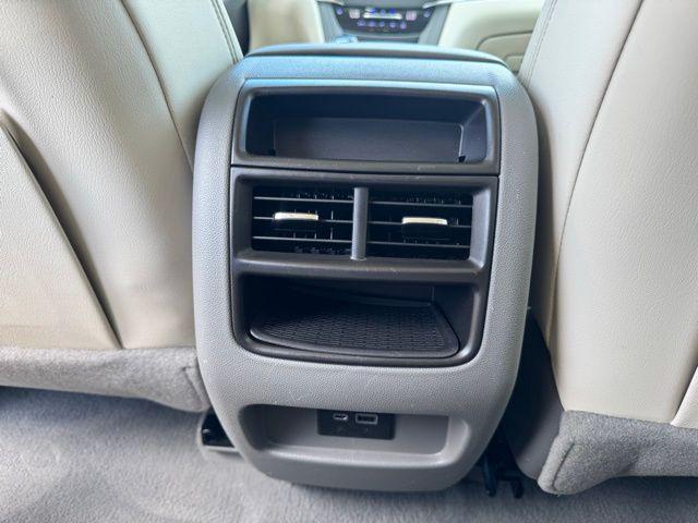 used 2022 Cadillac XT5 car, priced at $31,504
