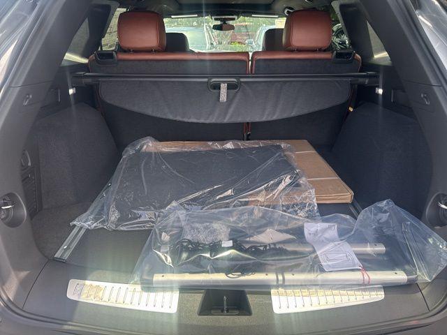 new 2025 Cadillac XT5 car, priced at $55,074
