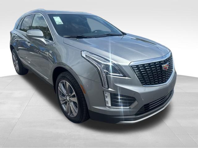 new 2025 Cadillac XT5 car, priced at $55,074