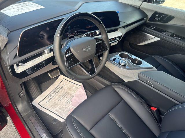 new 2025 Cadillac OPTIQ car, priced at $58,393