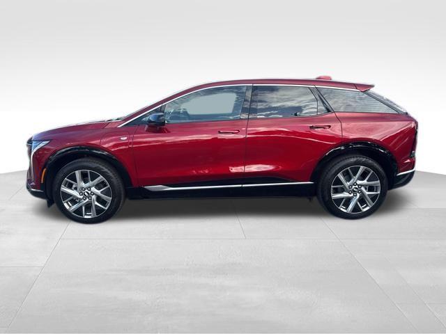 new 2025 Cadillac OPTIQ car, priced at $58,393