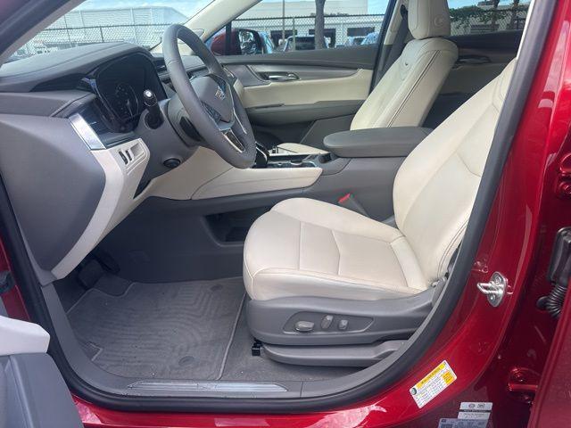 used 2025 Cadillac XT5 car, priced at $45,775