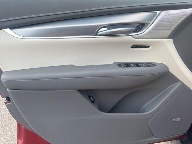 used 2025 Cadillac XT5 car, priced at $45,775