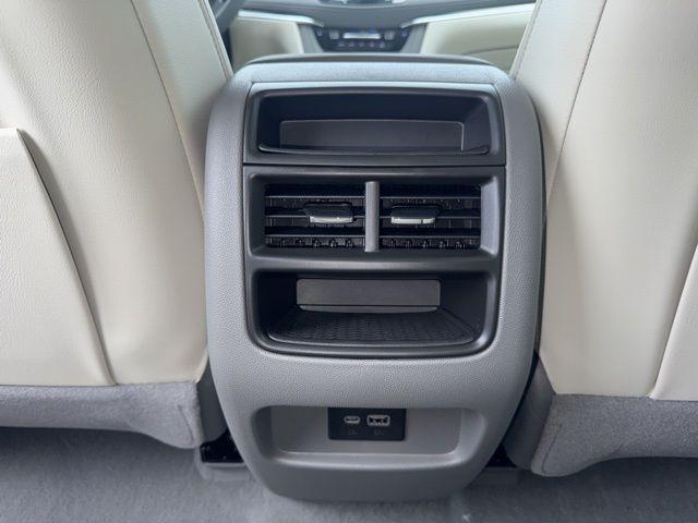new 2025 Cadillac XT5 car, priced at $53,614