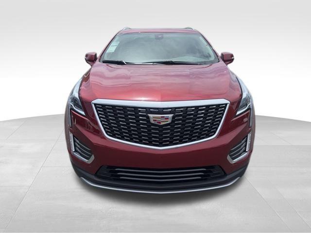 new 2025 Cadillac XT5 car, priced at $53,614
