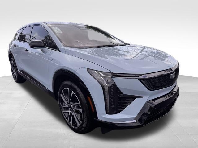 new 2025 Cadillac OPTIQ car, priced at $57,494
