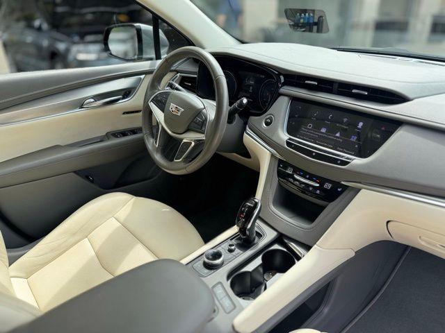 used 2021 Cadillac XT5 car, priced at $29,499