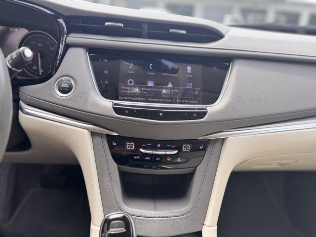 used 2021 Cadillac XT5 car, priced at $34,961