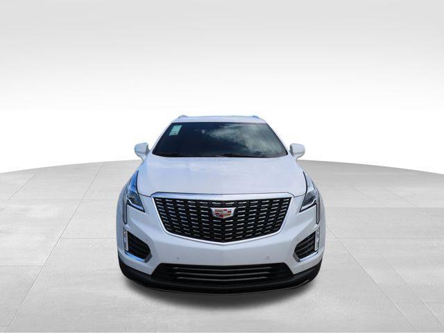 new 2025 Cadillac XT5 car, priced at $46,915