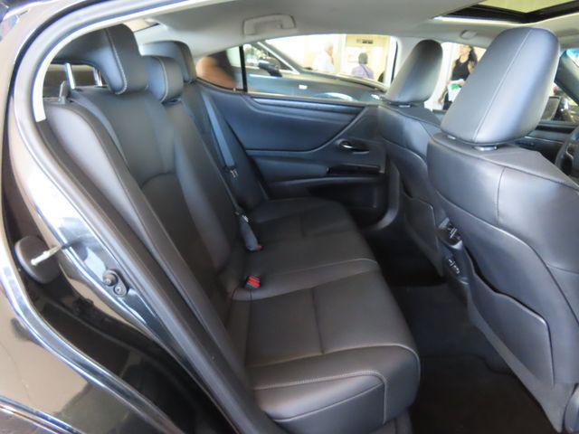 used 2022 Lexus ES 350 car, priced at $34,300