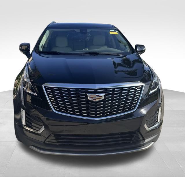 used 2021 Cadillac XT5 car, priced at $27,999