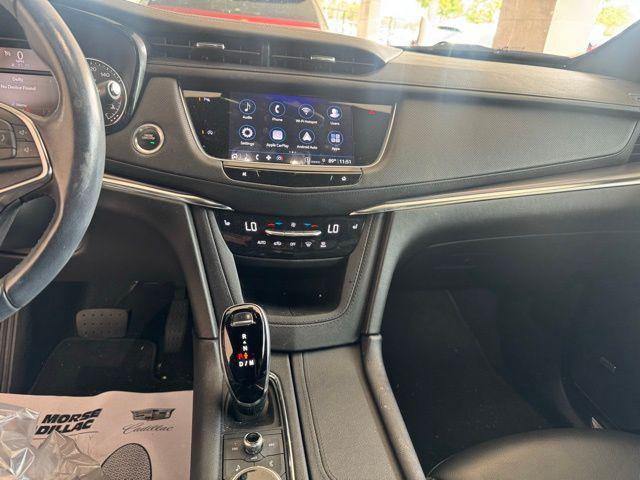 used 2022 Cadillac XT5 car, priced at $28,447
