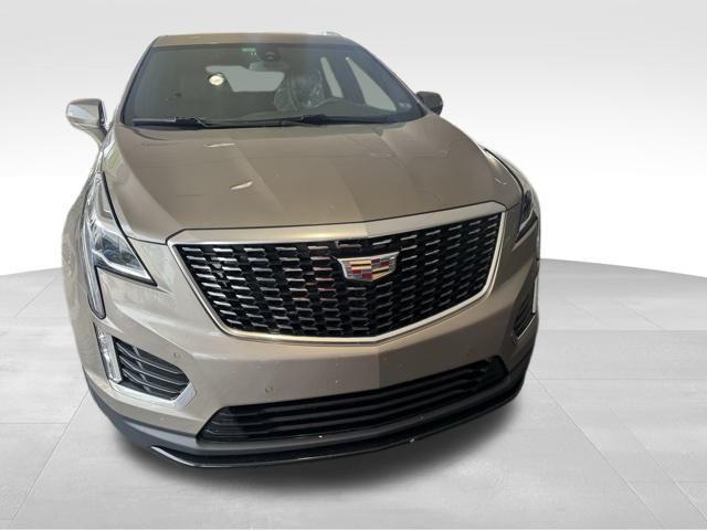 used 2022 Cadillac XT5 car, priced at $28,447