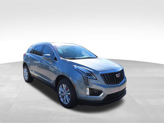 new 2025 Cadillac XT5 car, priced at $45,690