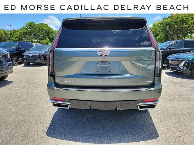 new 2024 Cadillac Escalade car