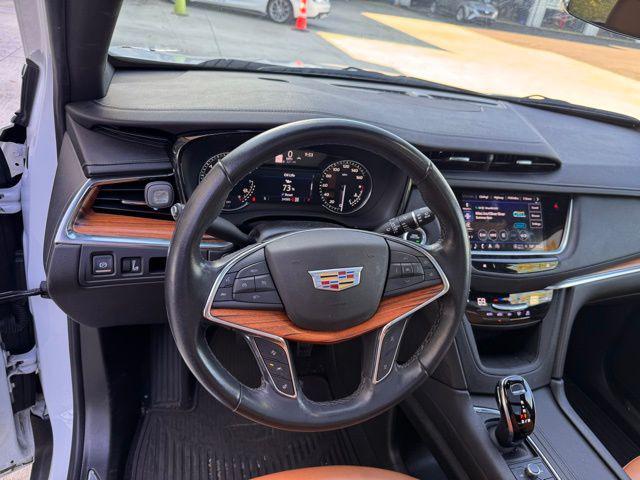 used 2022 Cadillac XT5 car, priced at $33,495