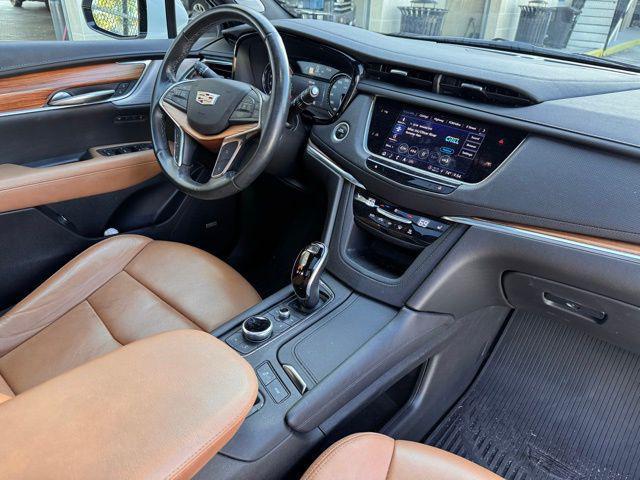 used 2022 Cadillac XT5 car, priced at $33,495