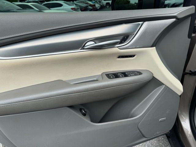 used 2023 Cadillac XT5 car, priced at $30,468
