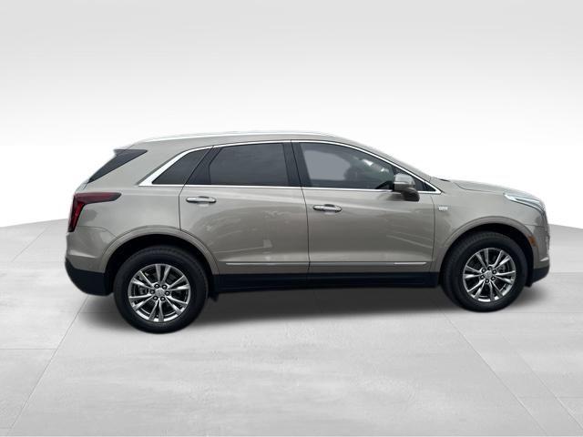 used 2023 Cadillac XT5 car, priced at $30,468