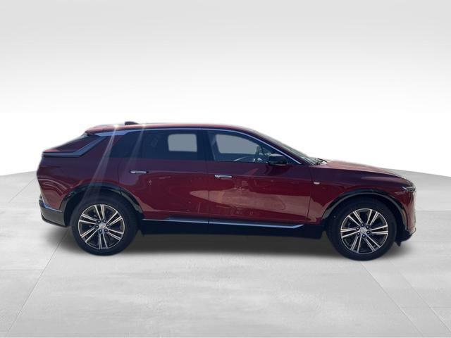 new 2025 Cadillac LYRIQ car, priced at $61,715