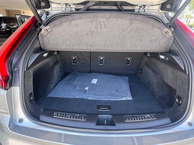 used 2025 Cadillac XT4 car, priced at $43,540