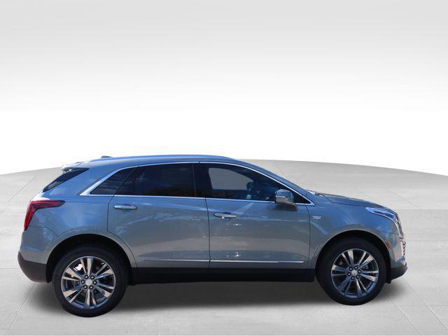 new 2025 Cadillac XT5 car, priced at $51,990