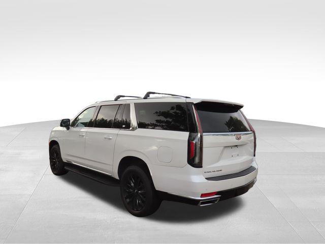 used 2022 Cadillac Escalade ESV car, priced at $65,868