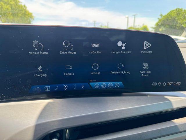 new 2026 Cadillac VISTIQ car, priced at $79,589