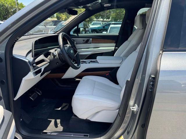 new 2026 Cadillac VISTIQ car, priced at $79,589