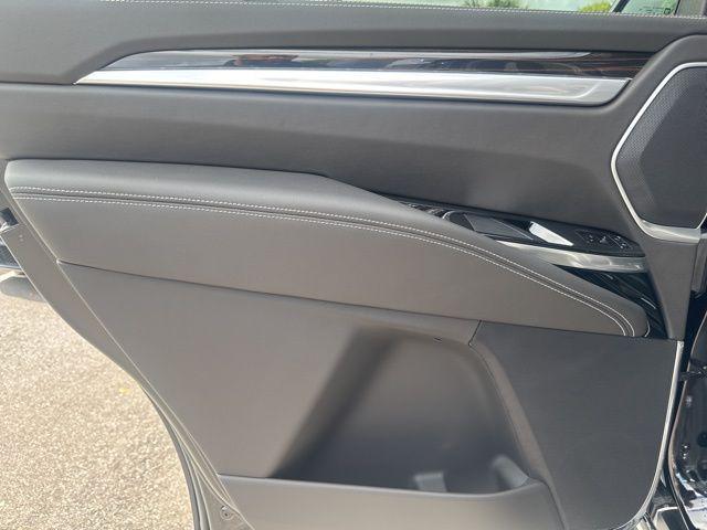 new 2025 Cadillac Escalade car, priced at $96,594