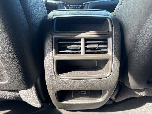 new 2025 Cadillac XT5 car, priced at $46,089