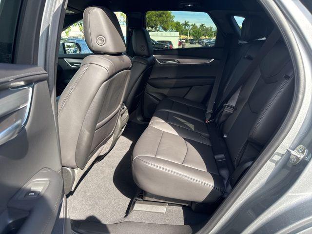 new 2025 Cadillac XT5 car, priced at $46,089