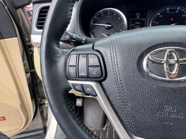 used 2016 Toyota Highlander car, priced at $18,295